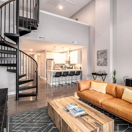 Soaring 2-Bedroom Parkside Loft Walkable To It All シンシナティ エクステリア 写真