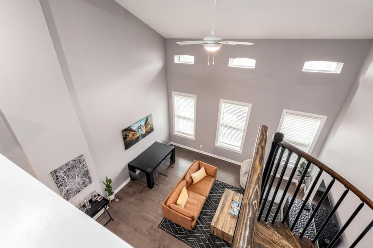 Soaring 2-Bedroom Parkside Loft Walkable To It All シンシナティ エクステリア 写真