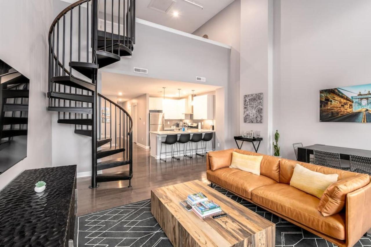 Soaring 2-Bedroom Parkside Loft Walkable To It All シンシナティ エクステリア 写真