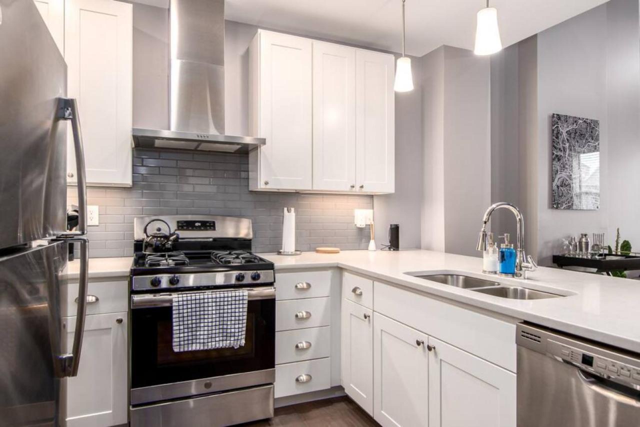 Soaring 2-Bedroom Parkside Loft Walkable To It All シンシナティ エクステリア 写真