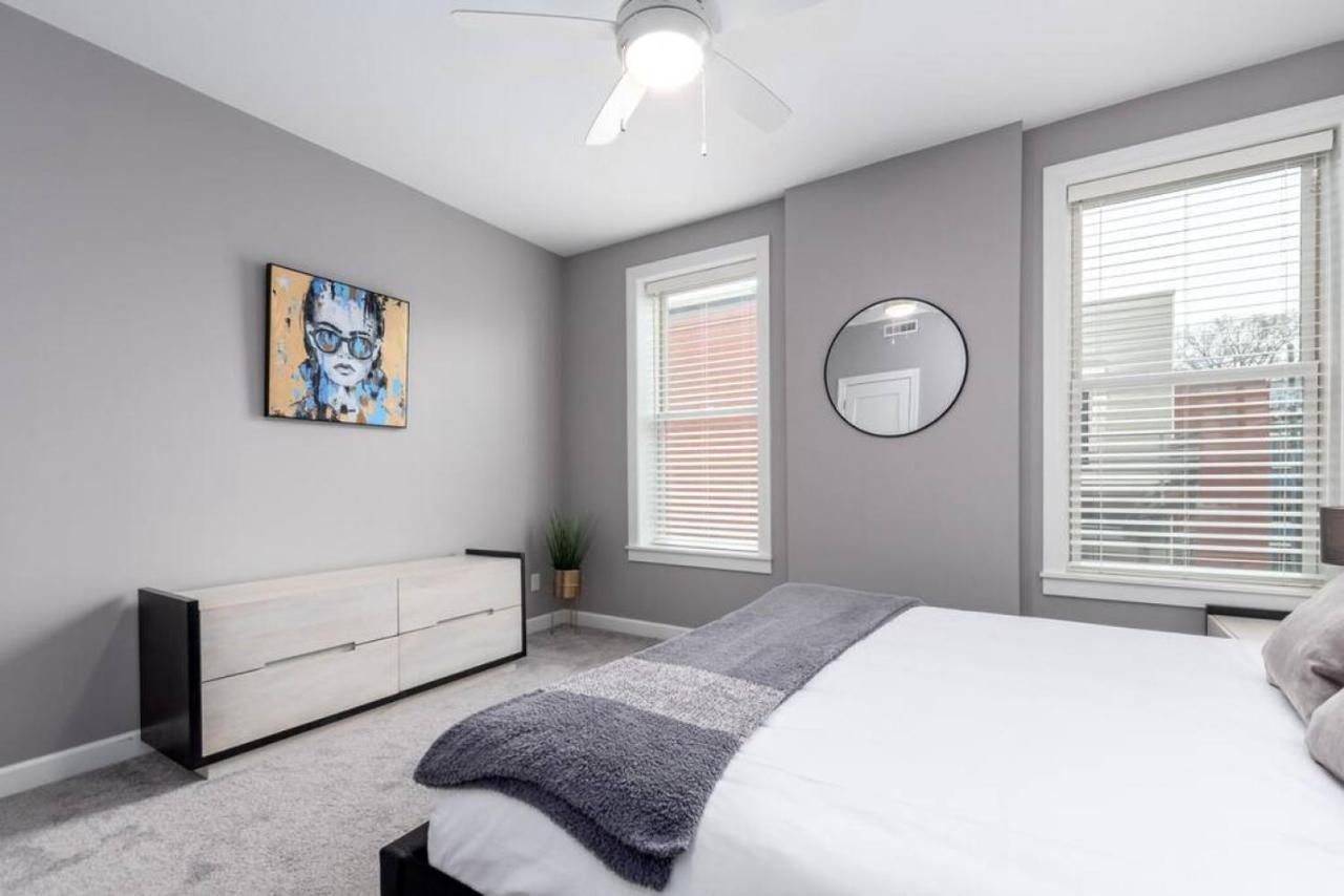 Soaring 2-Bedroom Parkside Loft Walkable To It All シンシナティ エクステリア 写真