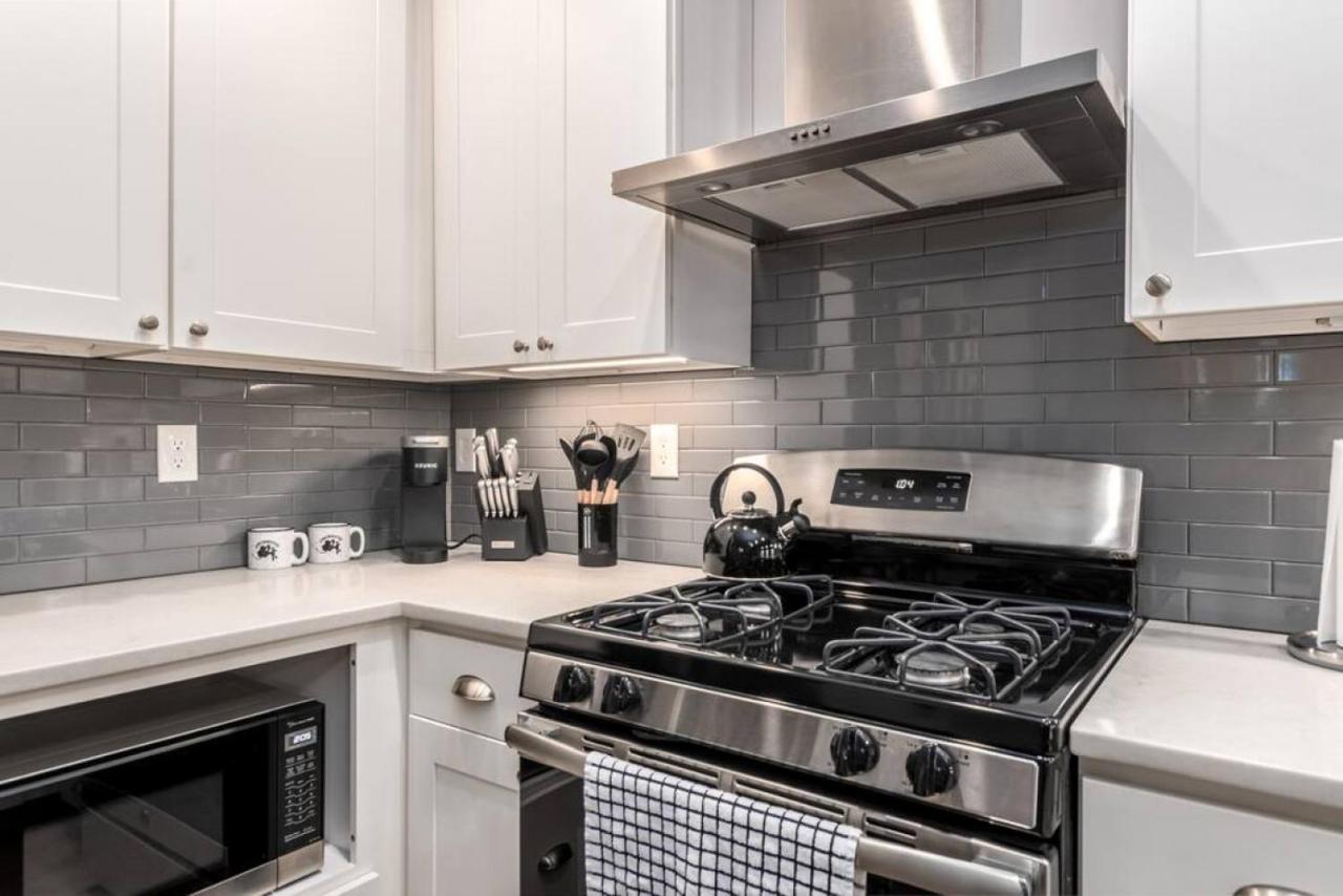 Soaring 2-Bedroom Parkside Loft Walkable To It All シンシナティ エクステリア 写真